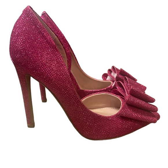 Betsy Johnson Prince D'Orsay Pump in Fuchsia Pink Size 5.5 NEW - Picture 1 of 11